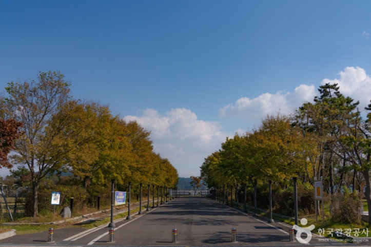 금강하구둑_관광지_1_공공1유형.png