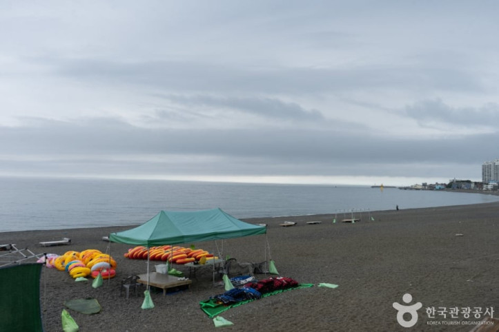 강동몽돌해변_(정자해변)_2_공공3유형.jpg