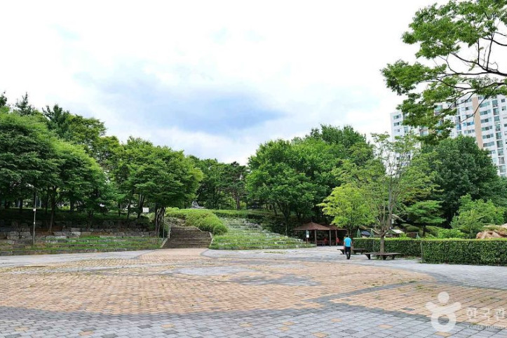 허준근린공원_2_공공3유형.JPG