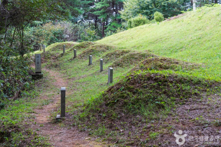 청양_다락골_줄무덤_성지_5_공공3유형.jpg