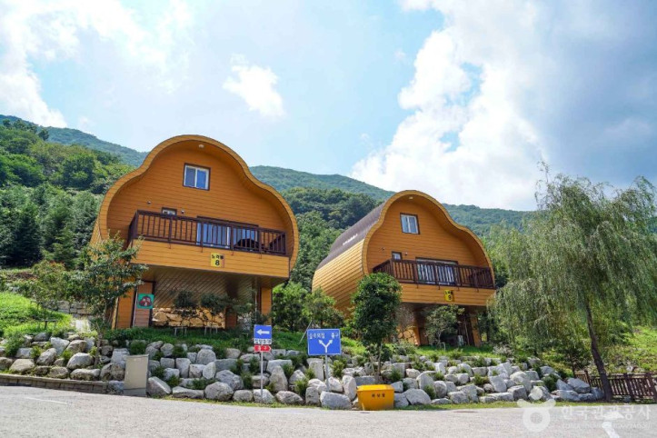 자굴산_자연휴양림_5_공공3유형.JPG