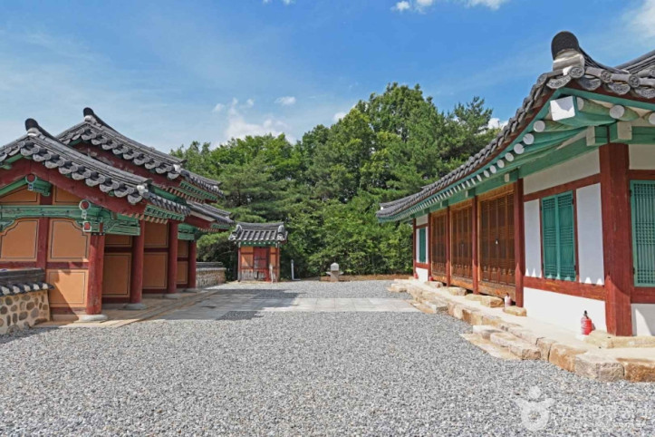 화암서원(괴산) 여행 추천 - 메고지고