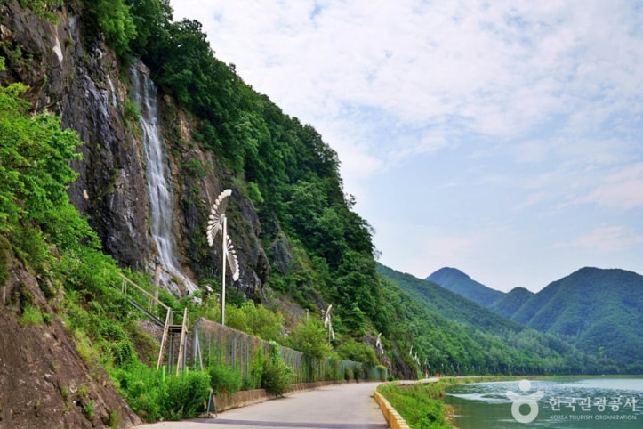 양백폭포_2_공공3유형.JPG
