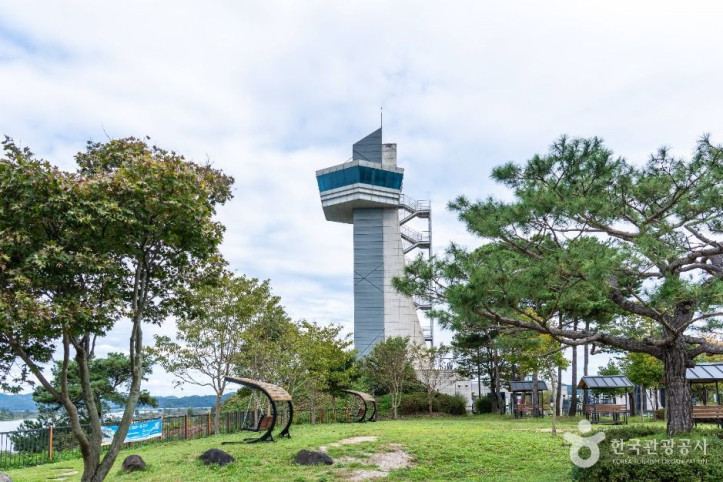 금강 문화관 여행 추천 - 메고지고