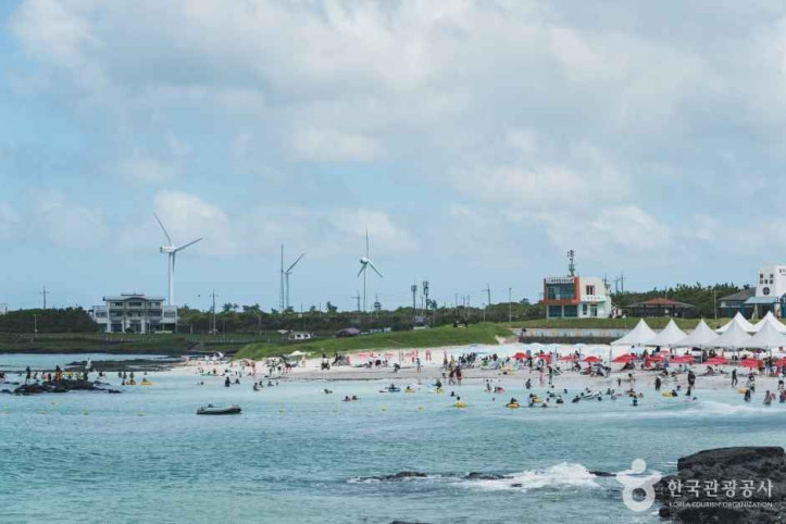 김녕성세기해변_(김녕해수욕장)_2_공공1유형.jpg