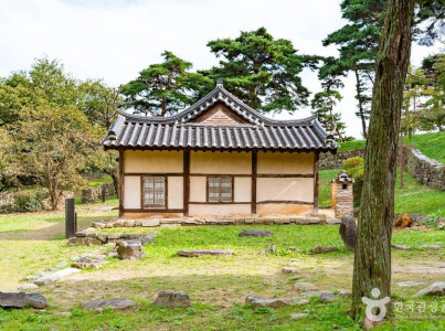 아산 맹씨 행단(맹사성 고택) 여행 추천 - 메고지고