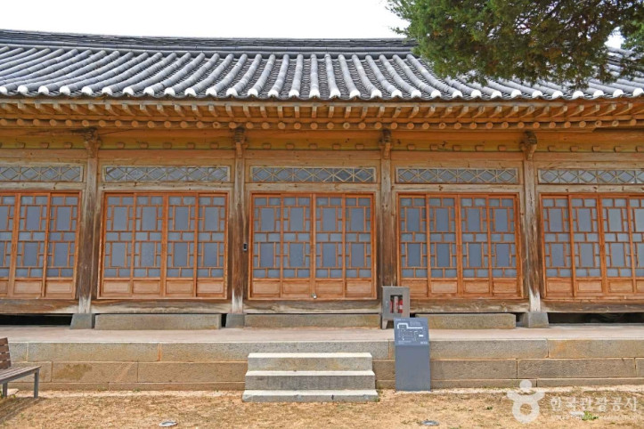 아산 윤보선 대통령 생가 여행 추천 - 메고지고