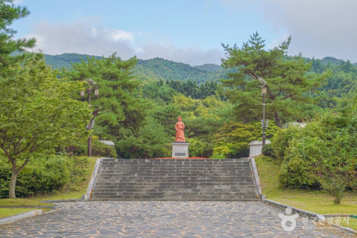 논개생가 여행 추천 - 메고지고
