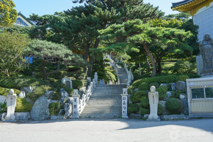 흥륜사(인천) 여행 추천 - 메고지고
