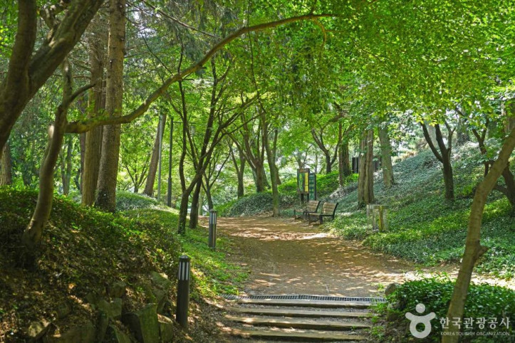 성산공원 여행 추천 - 메고지고