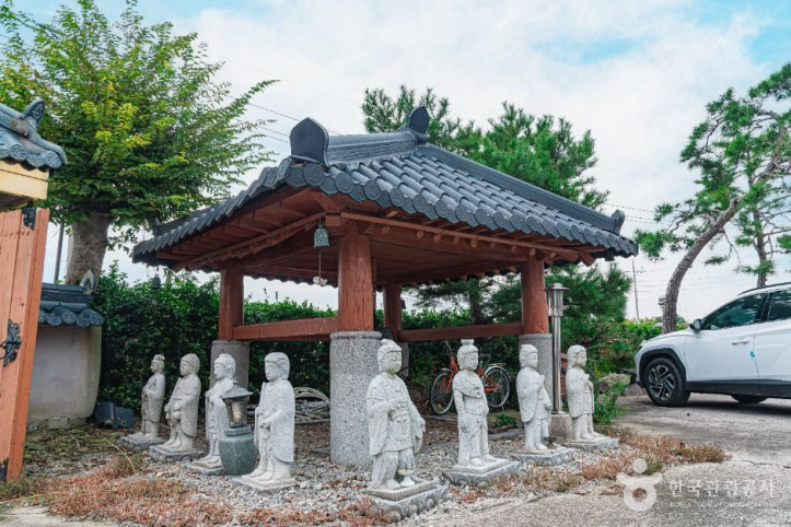 삼불암(김제) 여행 추천 - 메고지고