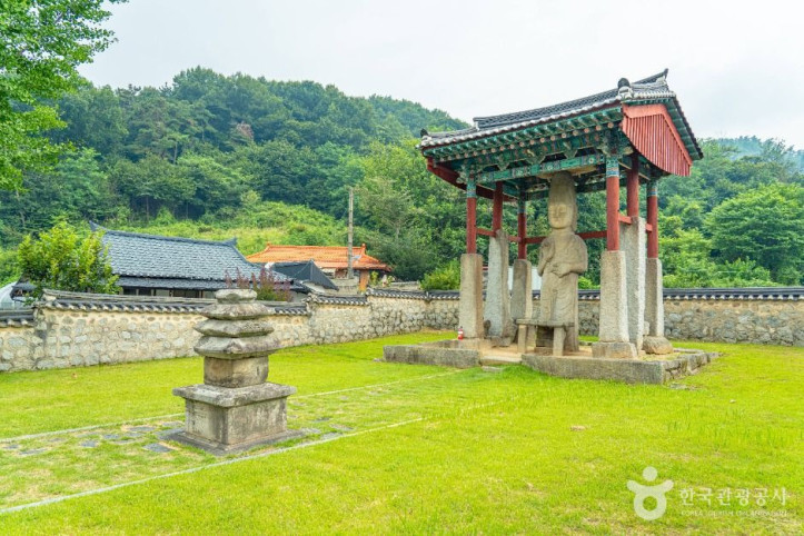 매산리석불입상 여행 추천 - 메고지고