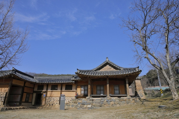 홍성 노은리 고택 여행 추천 - 메고지고