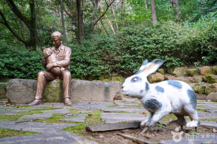 산토끼 노래동산 여행 추천 - 메고지고