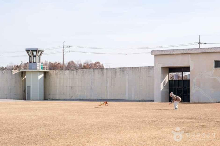익산교도소세트장 여행 추천 - 메고지고