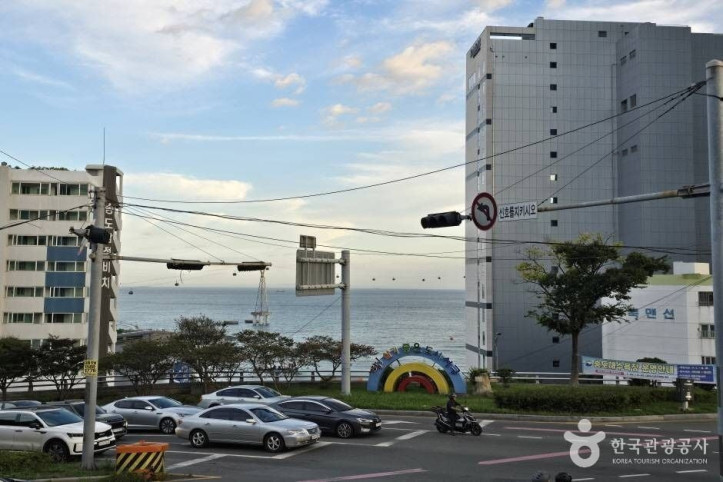 송도마을 여행 추천 - 메고지고