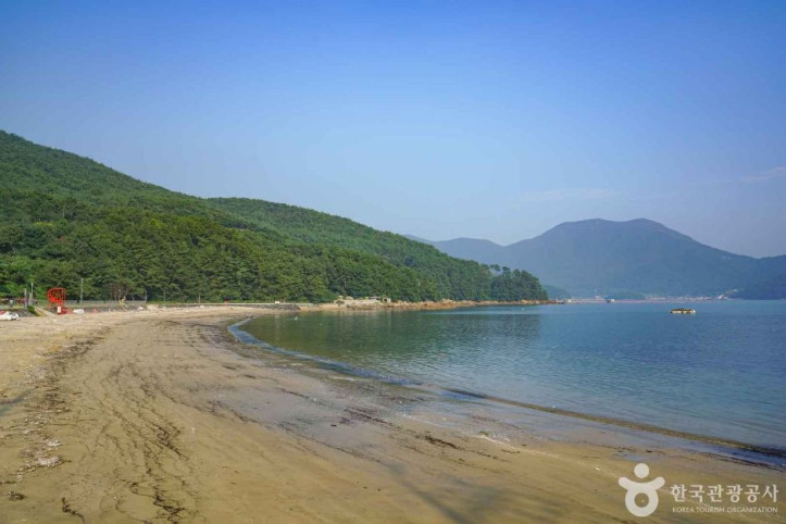 덕원해수욕장 여행 추천 - 메고지고