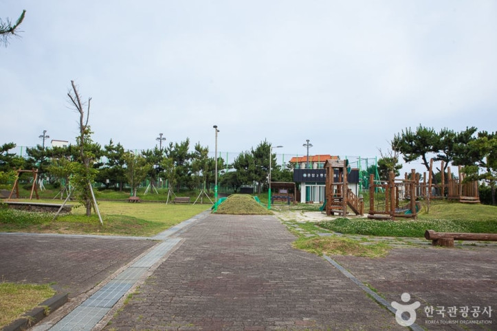 용담레포츠공원 여행 추천 - 메고지고