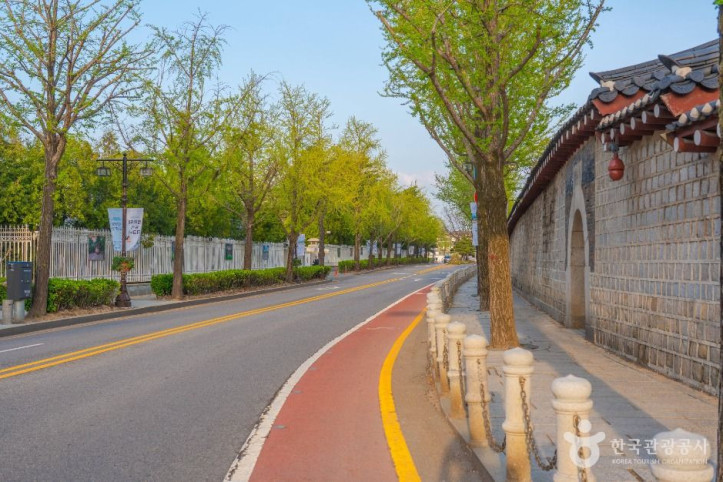 청와대 앞길 여행 추천 - 메고지고