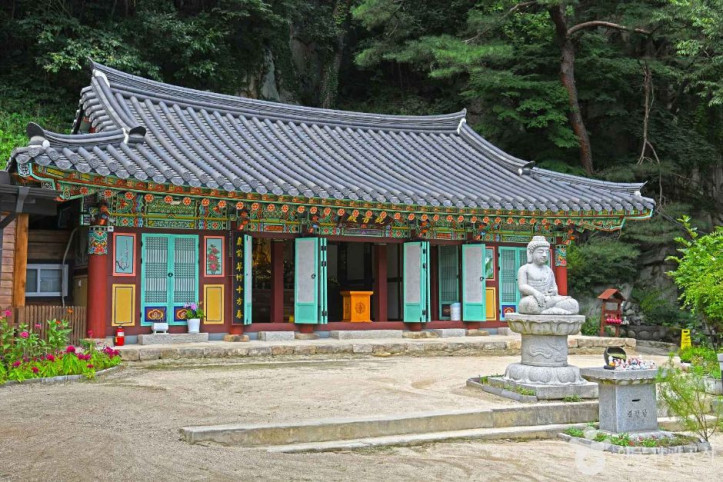 청련암(단양) 여행 추천 - 메고지고