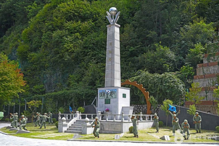 학도병충혼탑 여행 추천 - 메고지고