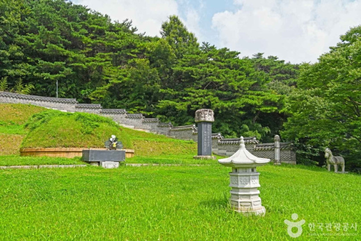 김좌진장군묘 여행 추천 - 메고지고