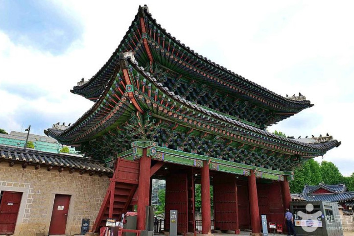 창경궁 홍화문 여행 추천 - 메고지고