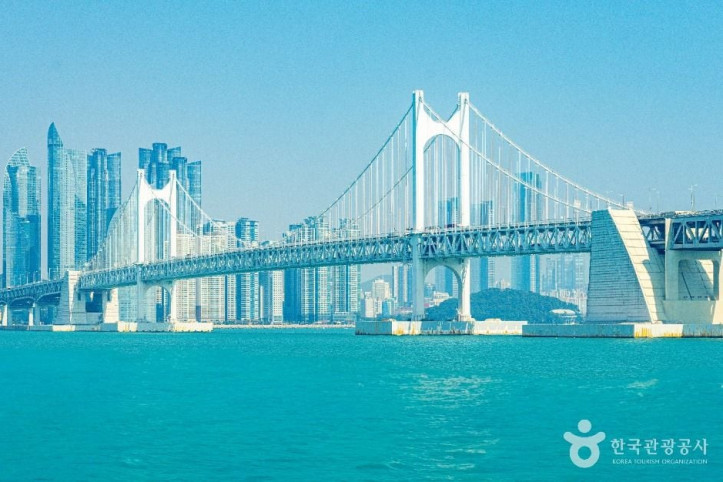 삼익비치수변공원 여행 추천 - 메고지고