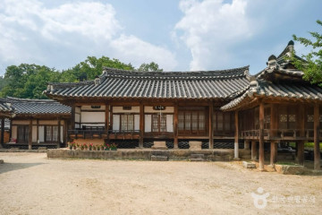 거창 황금원숭이마을 여행 추천 - 메고지고