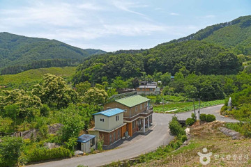보탑사(진천) 여행 추천 - 메고지고