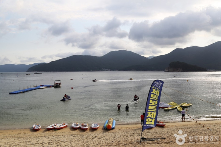 거제 윤돌섬 여행 추천 - 메고지고