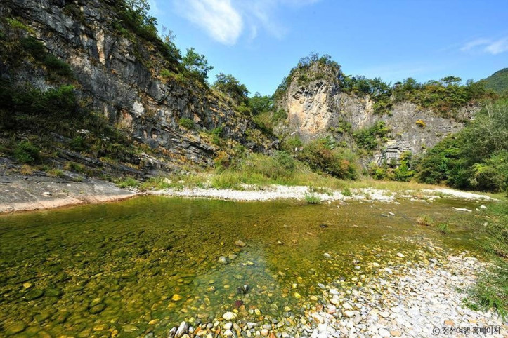 덕산기 계곡 여행 추천 - 메고지고