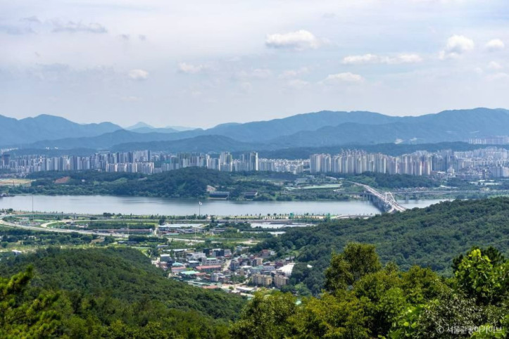 망우 역사문화공원 여행 추천 - 메고지고