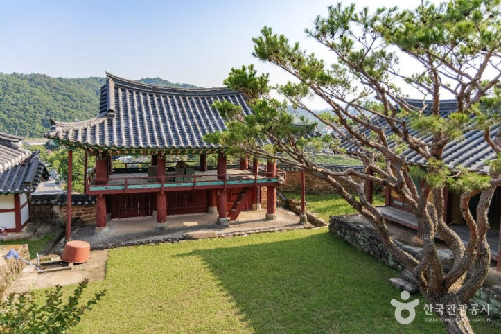 곤양향교 여행 추천 - 메고지고