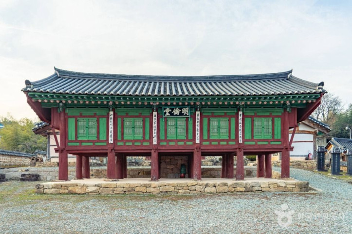 옥과향교 여행 추천 - 메고지고