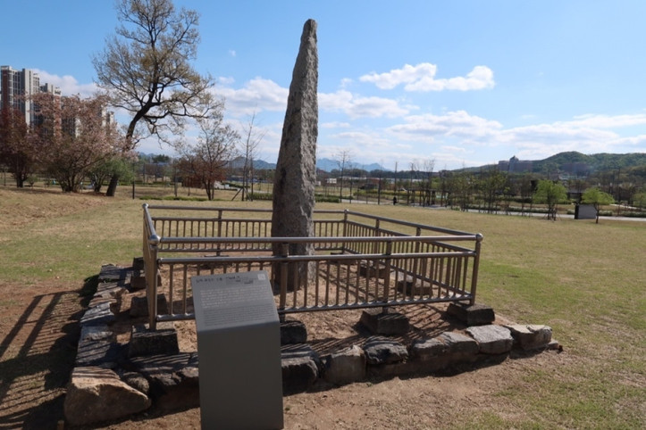 선돌근린공원 여행 추천 - 메고지고