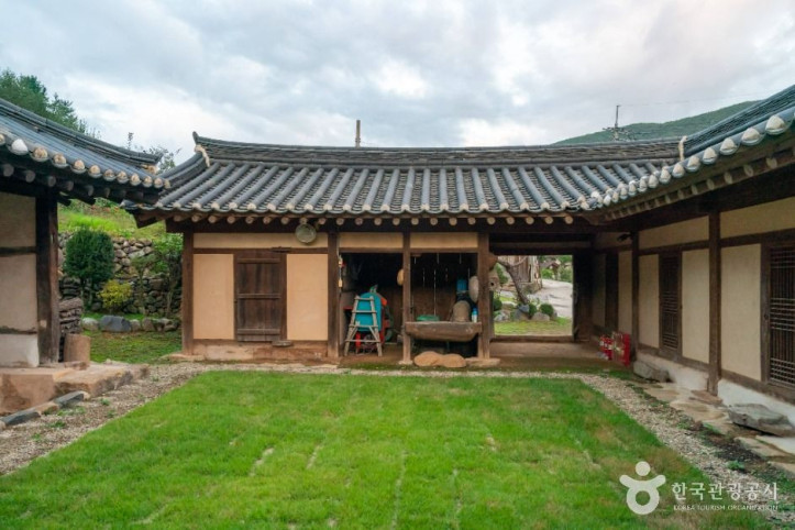 단양 조덕수 고택 여행 추천 - 메고지고
