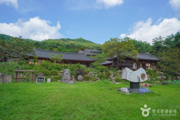 옥과향교 여행 추천 - 메고지고