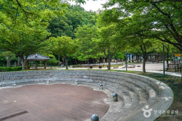 대구 구암동 고분군 여행 추천 - 메고지고