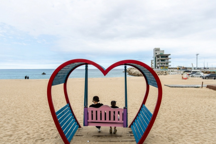 안목해변 여행 추천 - 메고지고