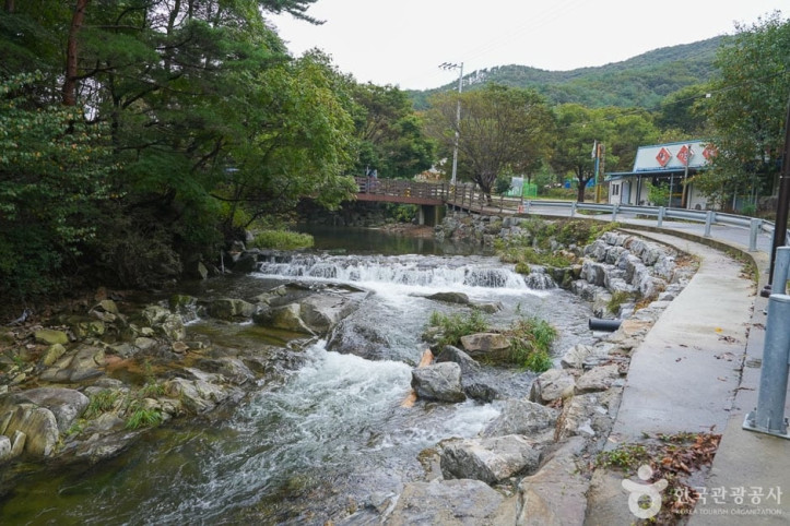 용현계곡 여행 추천 - 메고지고