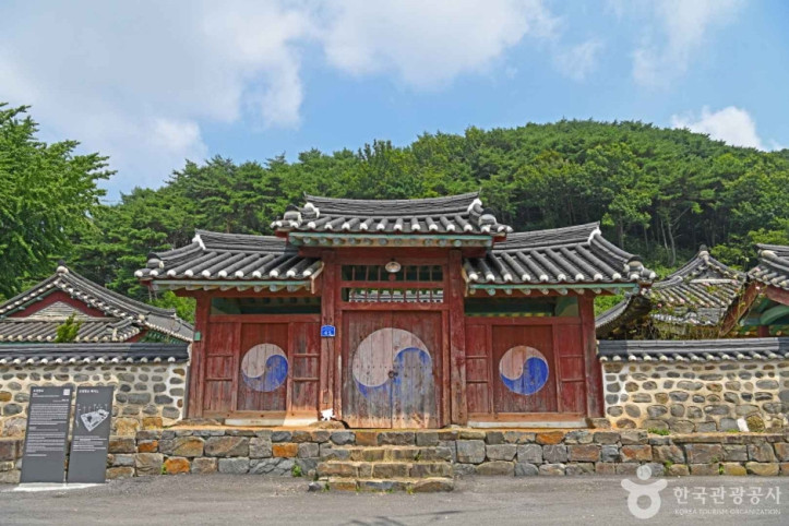 보령향교 여행 추천 - 메고지고