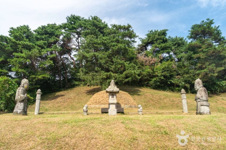 충주 이수일 묘소 여행 추천 - 메고지고
