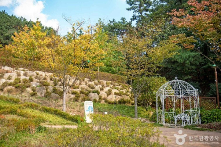사상근린공원 여행 추천 - 메고지고