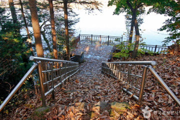 충주 창동리 오층석탑 여행 추천 - 메고지고