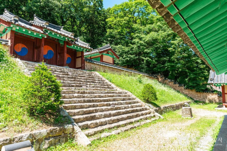 고양향교 여행 추천 - 메고지고