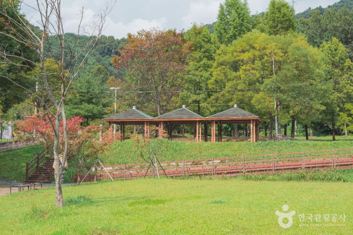 길치문화공원 여행 추천 - 메고지고