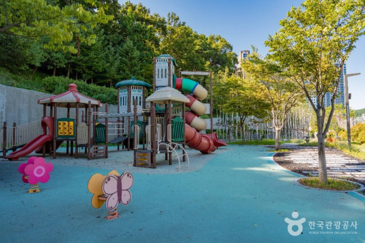 용인중앙공원 여행 추천 - 메고지고