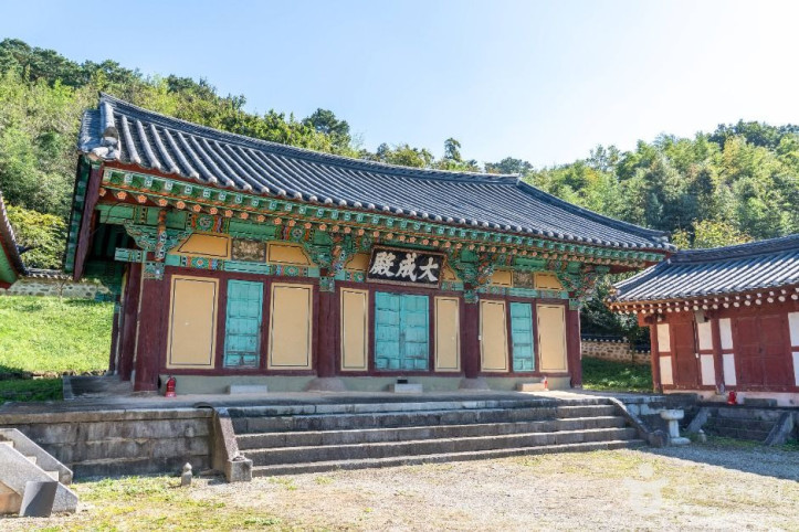 장성향교 여행 추천 - 메고지고