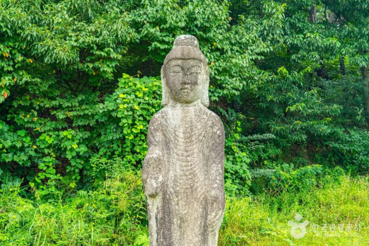 안성죽산리석불입상 여행 추천 - 메고지고